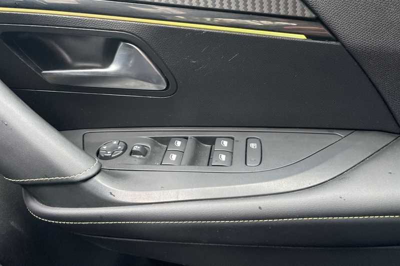 Used Peugeot 2008 2023 for sale - 77513291: Photo 16