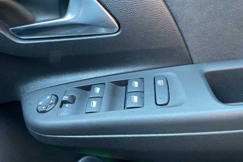 Used Vauxhall Corsa 2023 for sale - 78159092: Photo 16