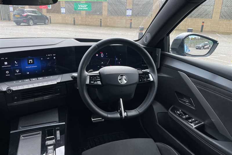 Used Vauxhall Astra 2025 for sale - 77472105: Photo 11