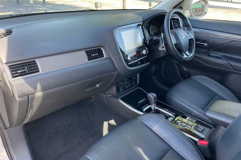 Used Mitsubishi Outlander 2020 for sale - 76420582: Photo 13