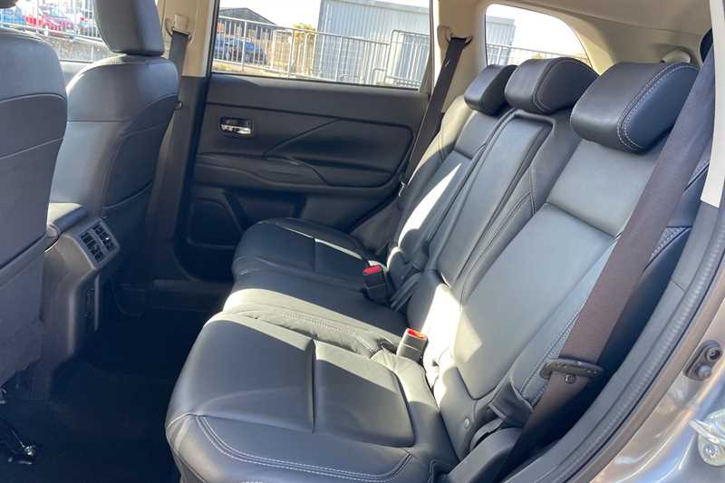 Used Mitsubishi Outlander 2020 for sale - 76420582: Photo 36