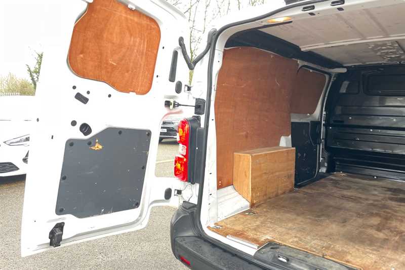 Used Vauxhall Vivaro 2023 for sale - 77513716: Photo 25