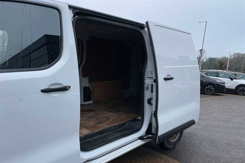 Used Vauxhall Vivaro 2023 for sale - 77513716: Photo 30