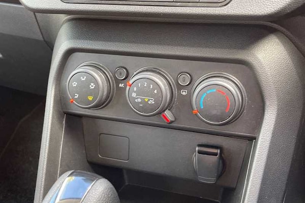 Used Dacia Sandero 2023 for sale - 76155313: Photo 23