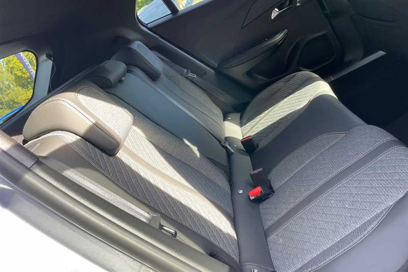 Used Peugeot 2008 2024 for sale - 76168956: Photo 41