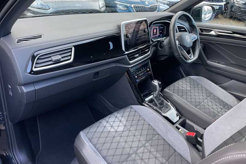 Used Volkswagen T-Roc 2023 for sale - 77146364: Photo 13