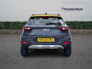 Used Kia Stonic 2023 for sale - 78960186: Photo