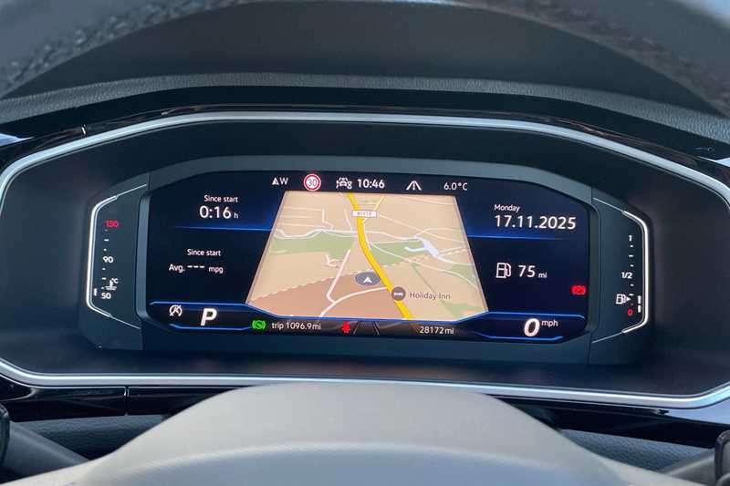 Used Volkswagen T-Roc 2023 for sale - 76575319: Photo 20