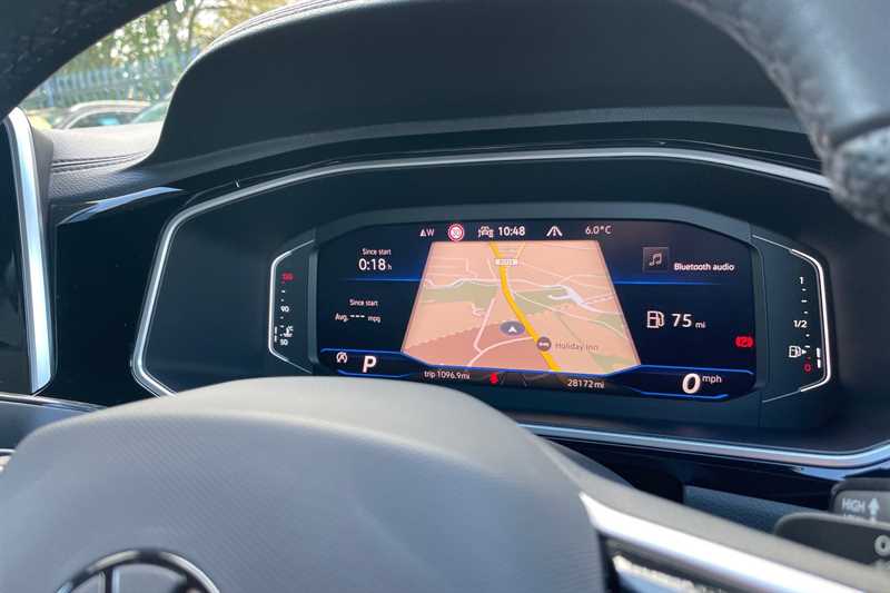 Used Volkswagen T-Roc 2023 for sale - 76575319: Photo 30