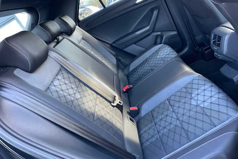 Used Volkswagen T-Roc 2023 for sale - 76575319: Photo 41