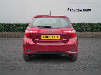 Used Toyota Yaris 2019 for sale - 77899067: Photo