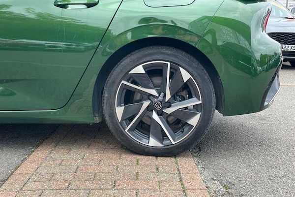 Used Peugeot 308 2023 for sale - 76204300: Photo 9