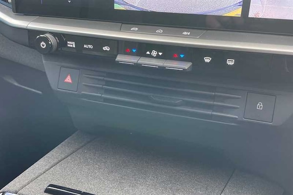 Used Vauxhall Grandland 2024 for sale - 76155087: Photo 15