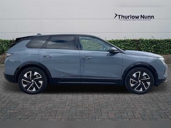 Used Vauxhall Grandland 2024 for sale - 76155087: Photo 2