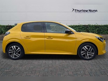 Used Peugeot 208 2022 for sale - 76204236: Photo 2