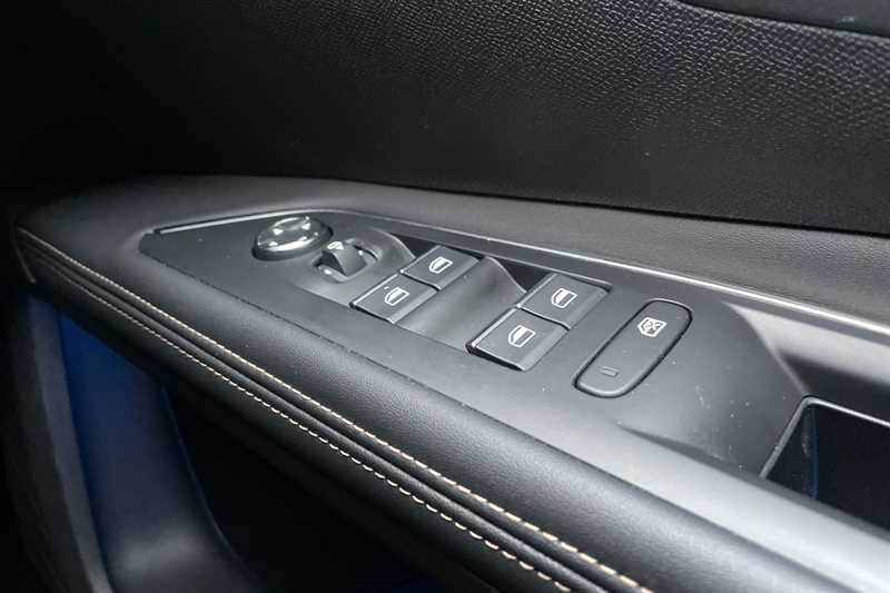 Used Peugeot 5008 2023 for sale - 77471783: Photo 15