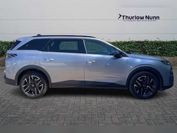 Used Peugeot 5008 2025 for sale - 79498982: Photo
