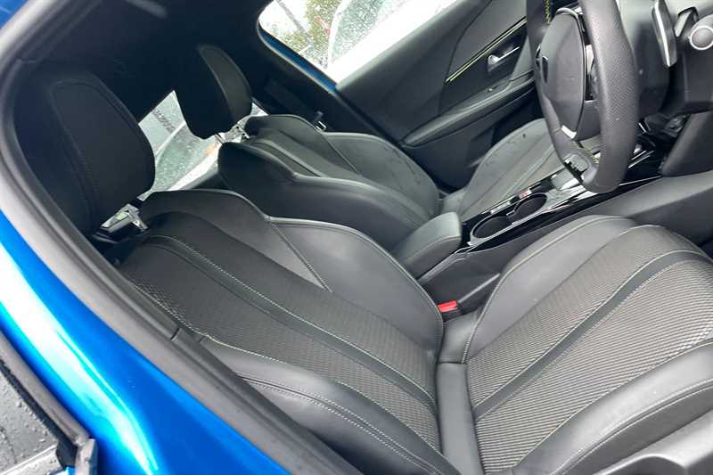 Used Peugeot 2008 2023 for sale - 76318767: Photo 40