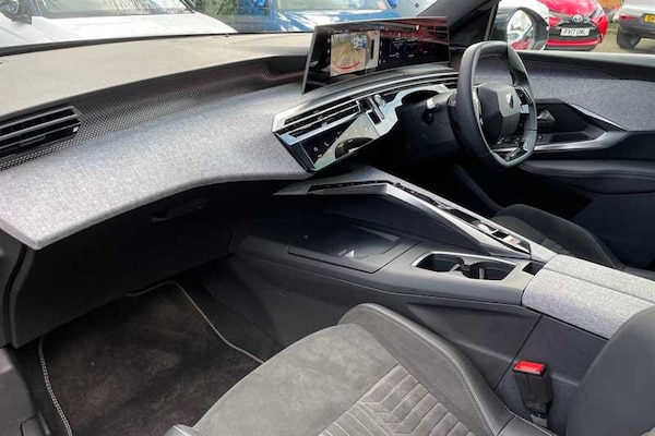 Used Peugeot E-3008 2024 for sale - 74558253: Photo 12