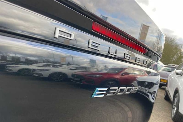 Used Peugeot E-3008 2024 for sale - 74558253: Photo 34
