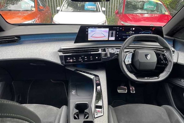 Used Peugeot E-3008 2024 for sale - 76204121: Photo 12