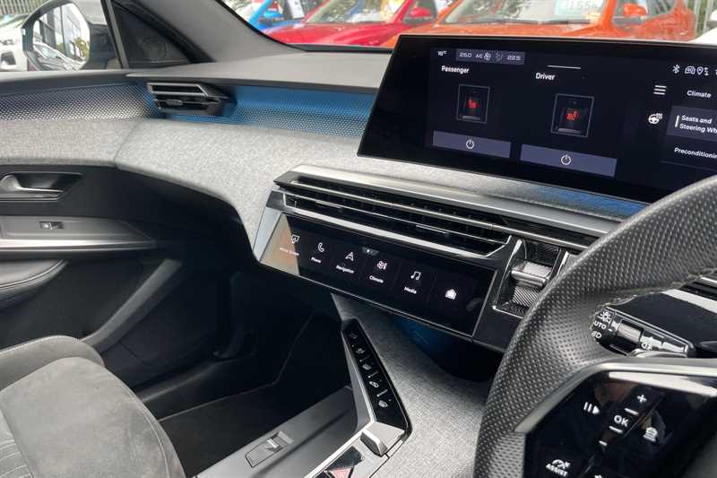 Used Peugeot E-3008 2024 for sale - 76204121: Photo 27