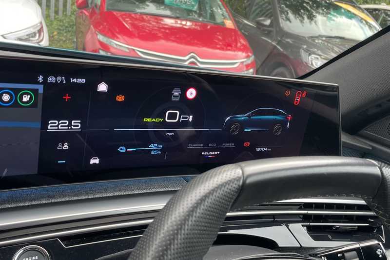 Used Peugeot E-3008 2024 for sale - 76204121: Photo 29