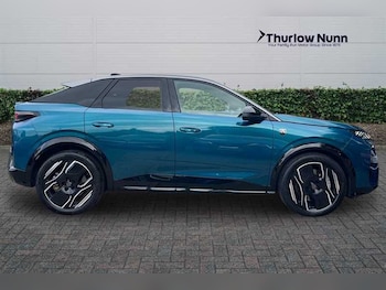Used Peugeot E-3008 2024 for sale - 76204121: Photo