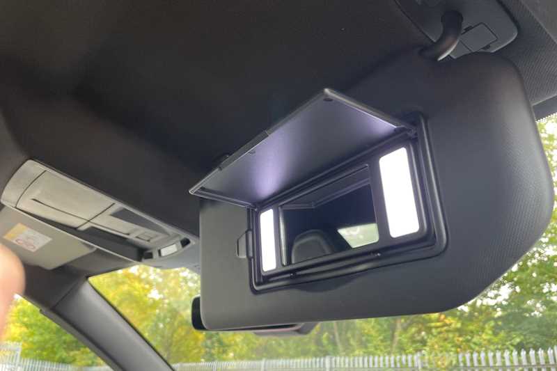 Used Peugeot E-3008 2024 for sale - 76204121: Photo 34