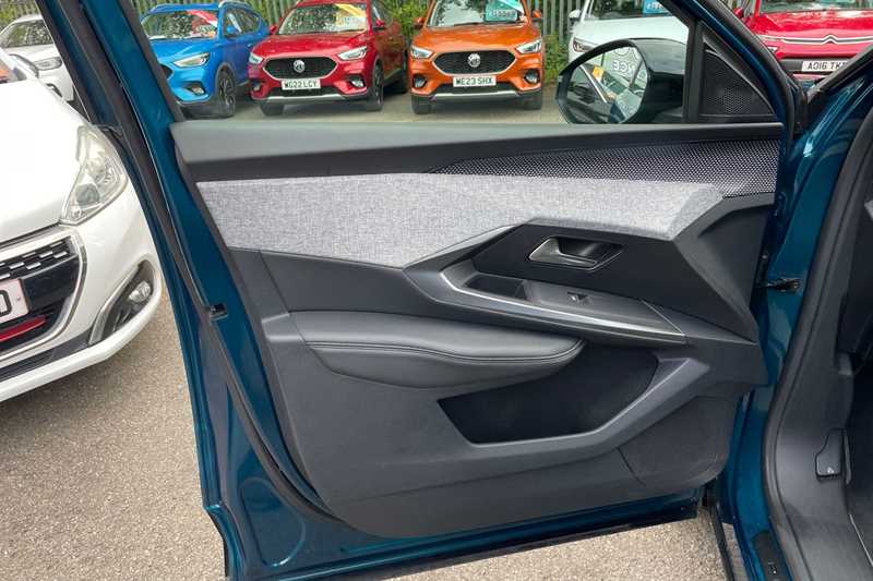 Used Peugeot E-3008 2024 for sale - 76204121: Photo 40