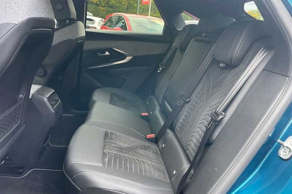 Used Peugeot E-3008 2024 for sale - 76204121: Photo 42