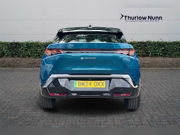 Used Peugeot E-3008 2024 for sale - 76204121: Photo