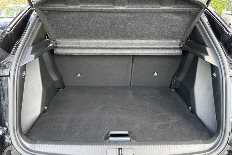 Used Peugeot 2008 2023 for sale - 76552603: Photo 24