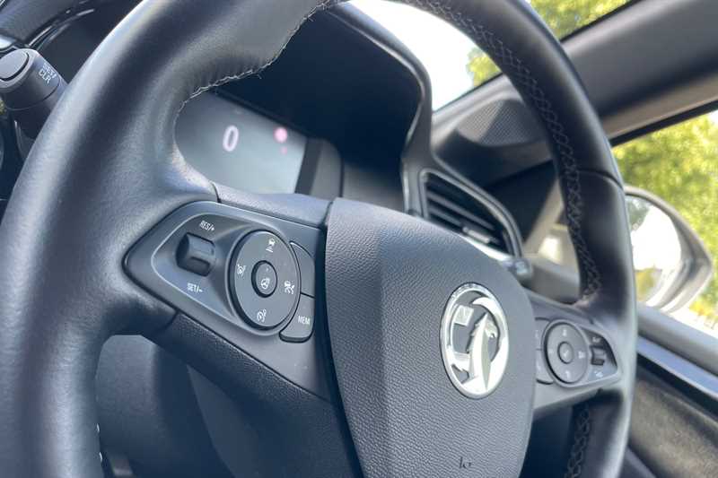 Vehicle 33