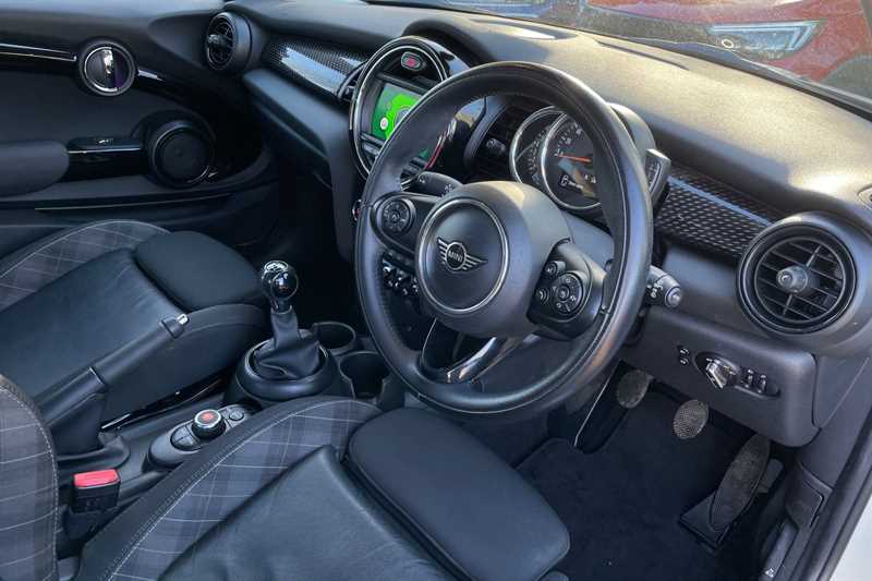 Used MINI Hatch 2018 for sale - 77146376: Photo 10