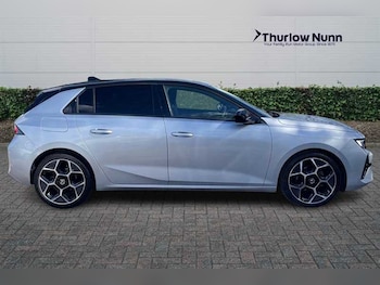 Used Vauxhall Astra 2024 for sale - 77972027: Photo