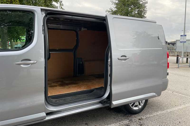 Used Vauxhall Vivaro 2021 for sale - 76434901: Photo 32