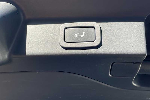 Used Jaguar F-Pace 2016 for sale - 76204334: Photo 25