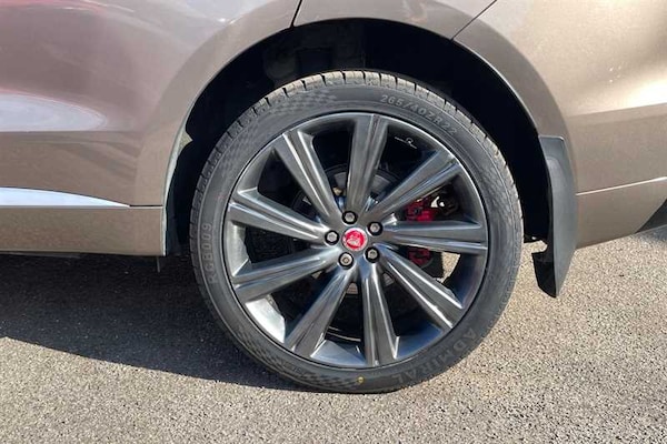 Used Jaguar F-Pace 2016 for sale - 76204334: Photo 9