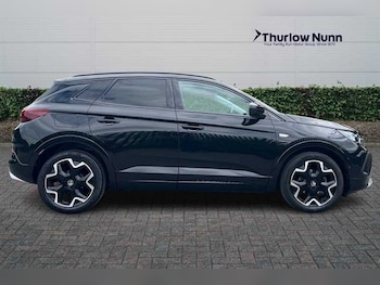 Used Vauxhall Grandland 2022 for sale - 76074660: Photo 2