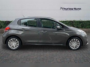 Used Peugeot 208 2019 for sale - 76475300: Photo