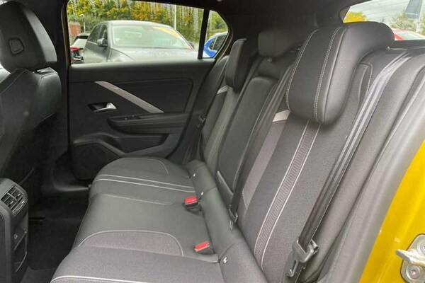 Used Vauxhall Astra 2023 for sale - 76241847: Photo 23