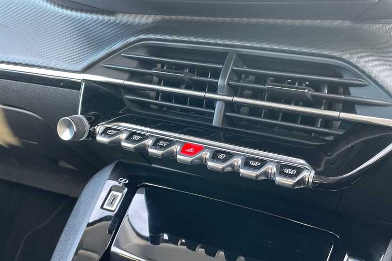 Used Peugeot 208 2023 for sale - 77146337: Photo 15