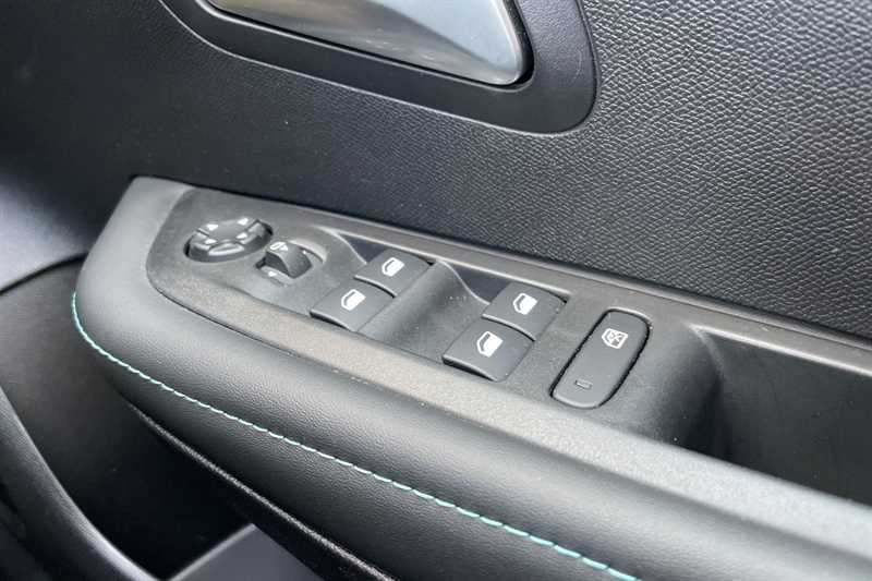 Used Peugeot 208 2023 for sale - 77146337: Photo 16