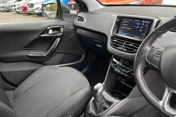 Used Peugeot 208 2019 for sale - 76204298: Photo 14