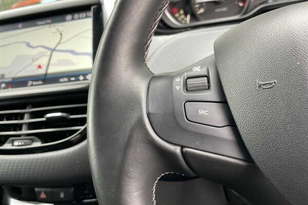 Used Peugeot 208 2019 for sale - 76204298: Photo 21
