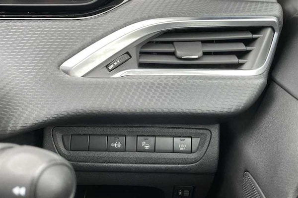 Used Peugeot 208 2019 for sale - 76204298: Photo 28
