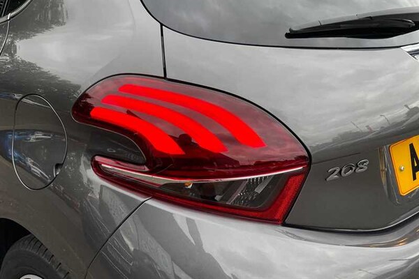 Used Peugeot 208 2019 for sale - 76204298: Photo 39