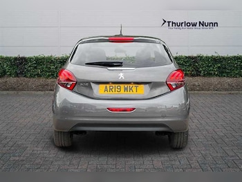 Used Peugeot 208 2019 for sale - 76204298: Photo 4