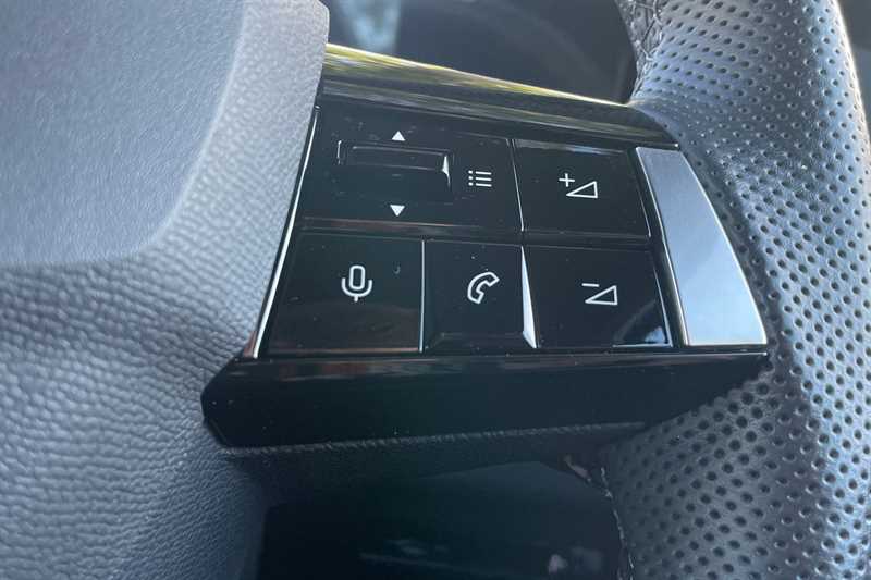 Used Vauxhall Astra 2023 for sale - 76705924: Photo 22